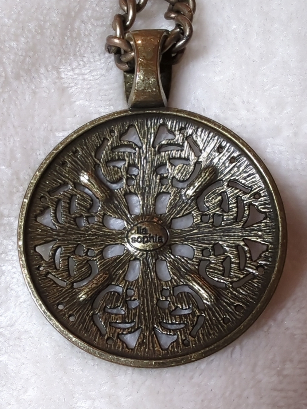Lia Sophia VTG Bronze Tone Filigree Round Pendant Statement Necklace + FREE GIFT - Picture 2 of 4